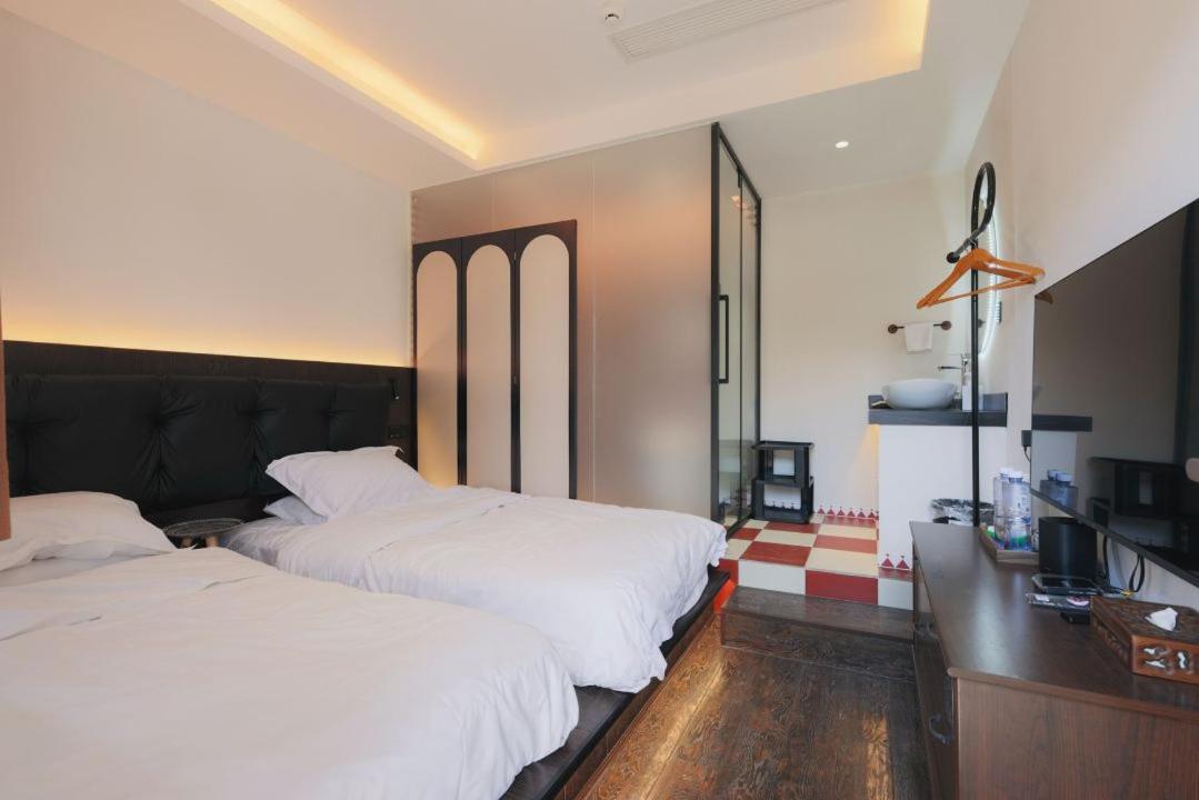 Qintai Tibetan Culture Boutique Hotel Chengdu Exterior photo