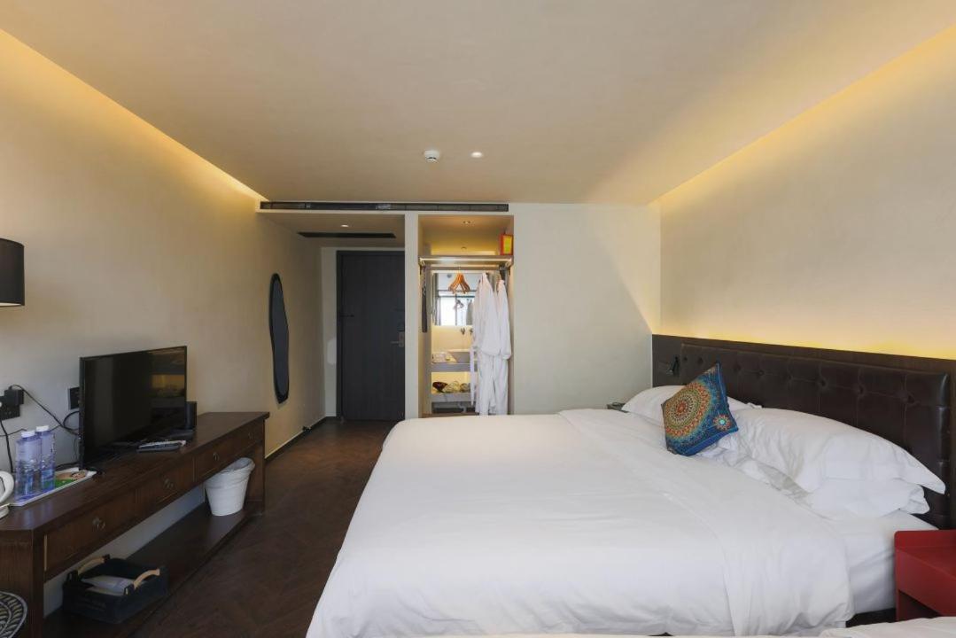 Qintai Tibetan Culture Boutique Hotel Chengdu Exterior photo