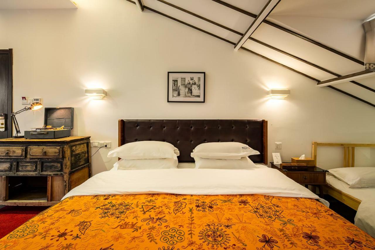 Qintai Tibetan Culture Boutique Hotel Chengdu Exterior photo
